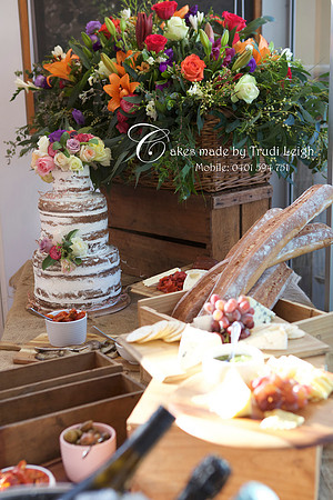 Wedding Cake - Buttercake with Carmel & Chocolate filling